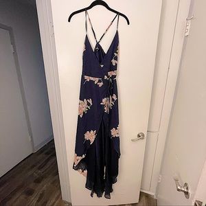 Lulus Hi-lo wrap dress size M navy blue floral